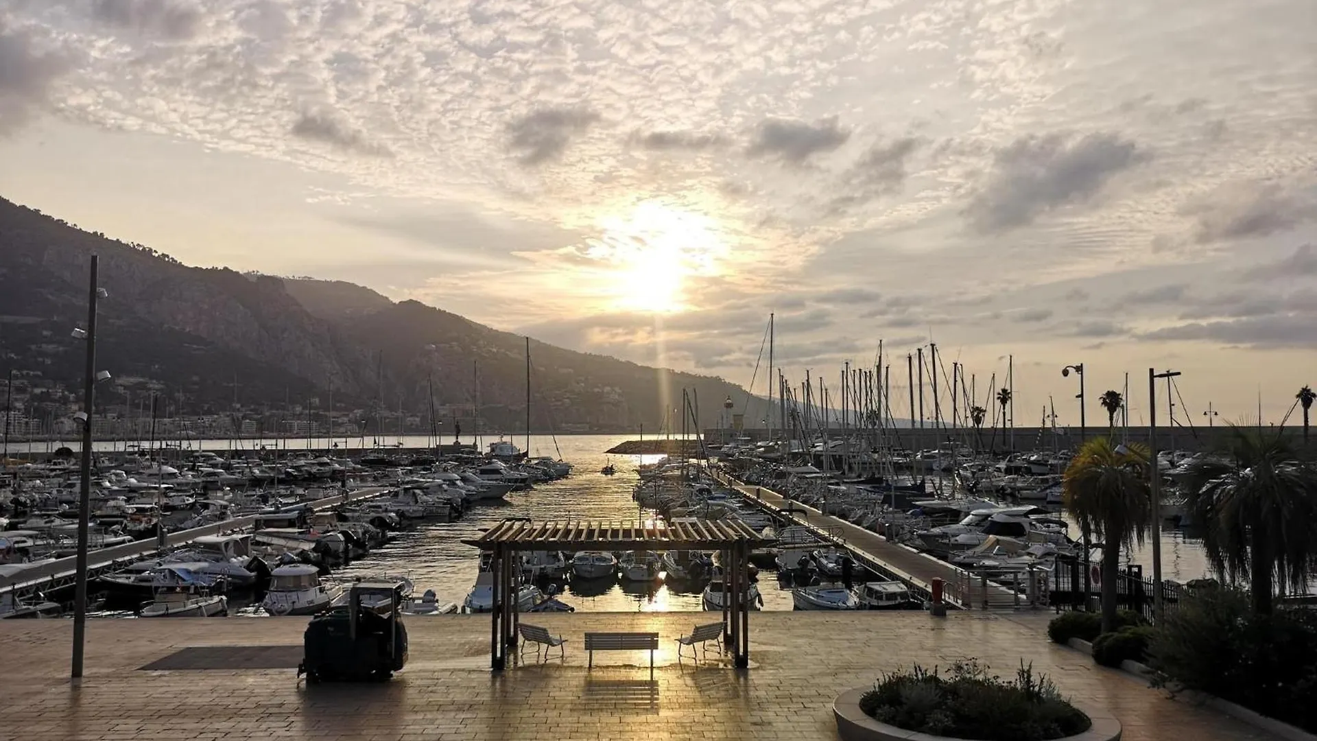 Prato Home - Apartment Near The Beach In Menton France